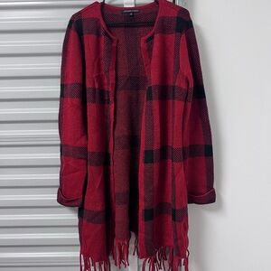 Adrienne Vittadini Women’s Winter Red and Black Plaid Cardigan Size M